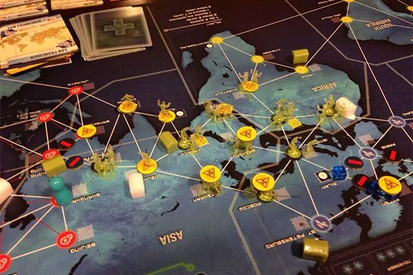 Pandemic Legacy Temporada 1 (Caja Roja)