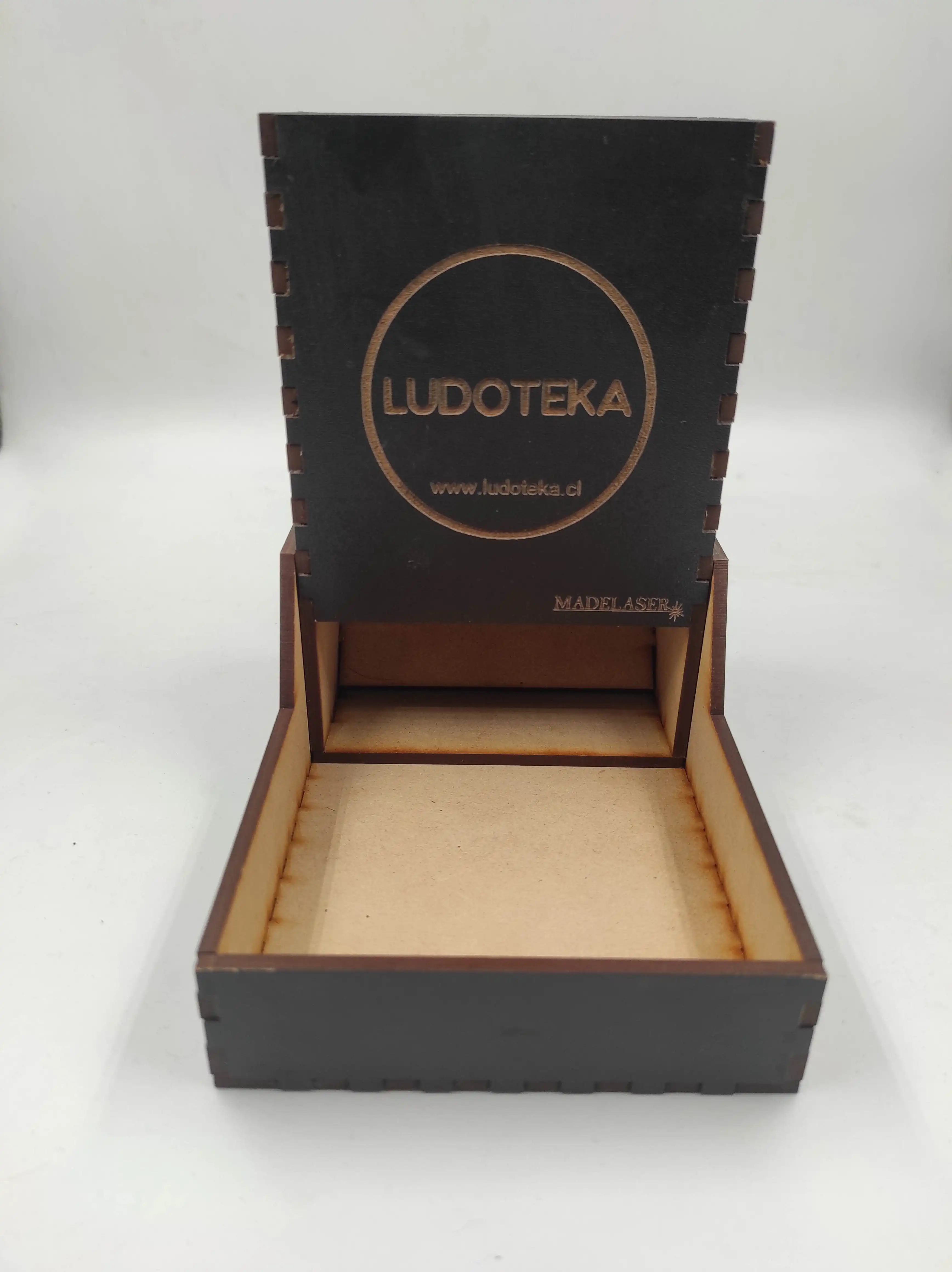 Torre de dados Ludoteka